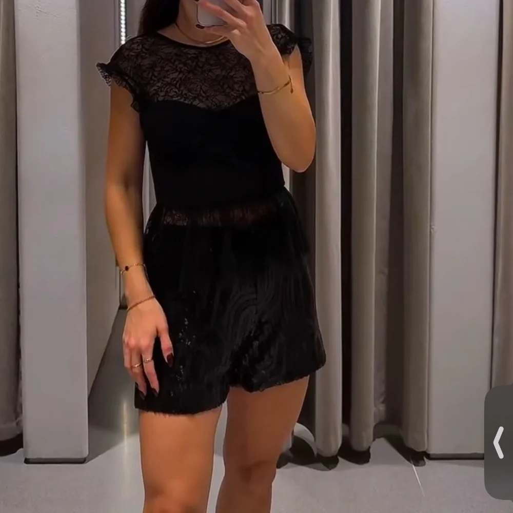 ZARA SEQUIN HIGH WAISTED SHORTS - Picture 2 of 16